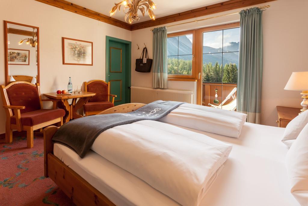 Sporthotel Schoenruh Ehrwald Quarto foto