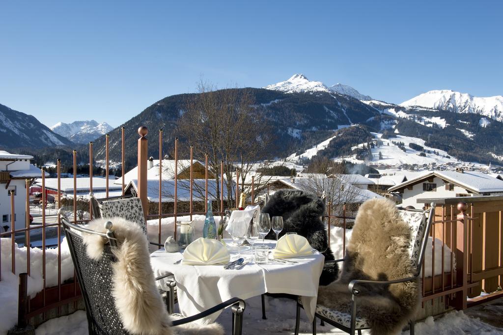 Sporthotel Schoenruh Ehrwald Exterior foto